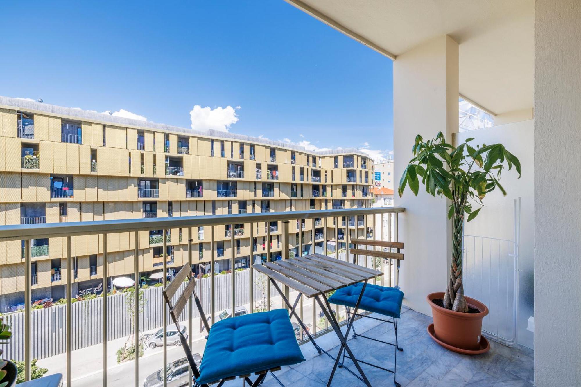 Elegant Studio Avec Terrasse Proche Mer Tramway Nice Luaran gambar